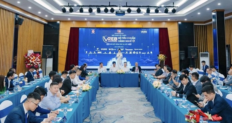 Chuẩn hóa nghề môi giới: Chìa khóa xây dựng niềm tin thị trường bất động sản